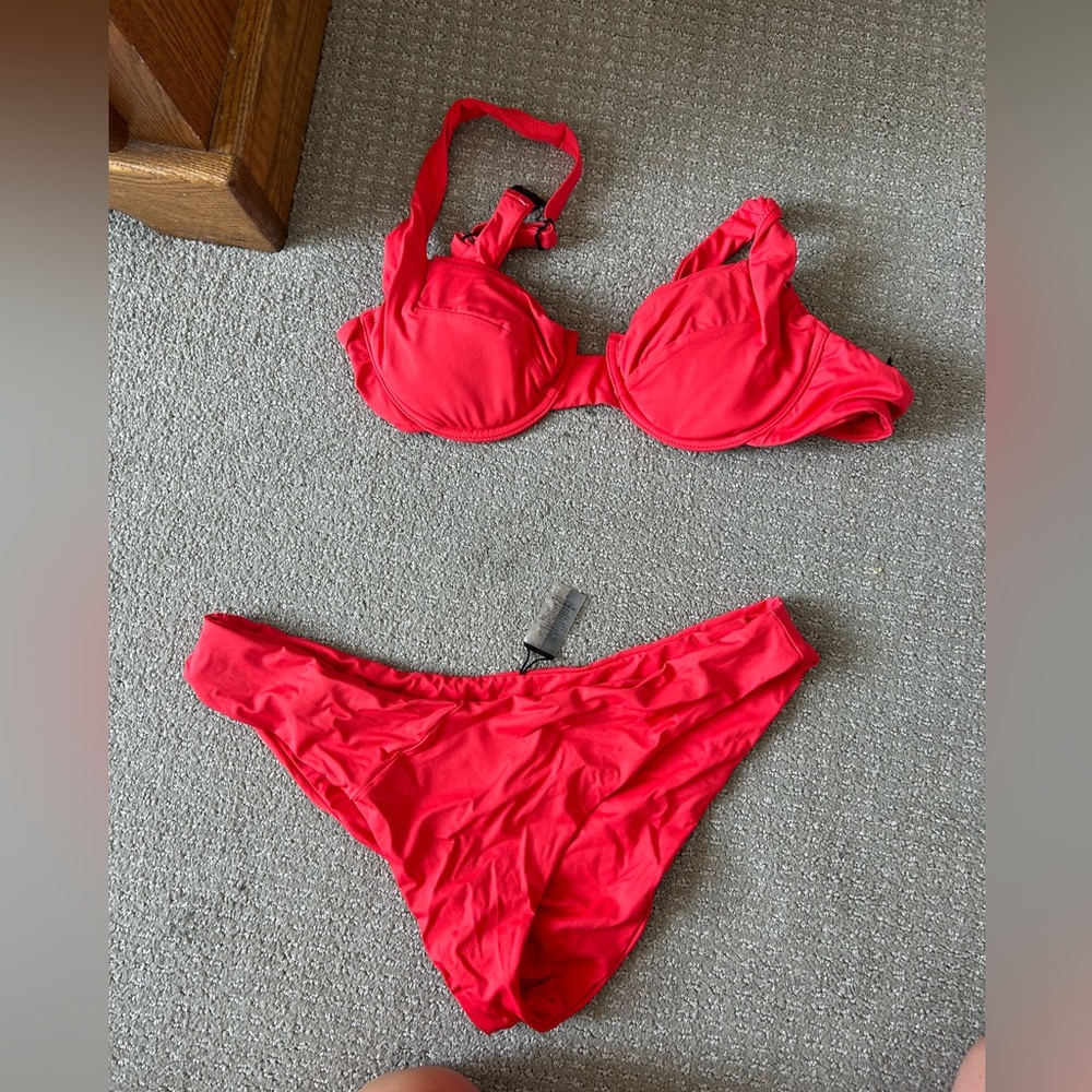 Almost new Vetchy red bikini